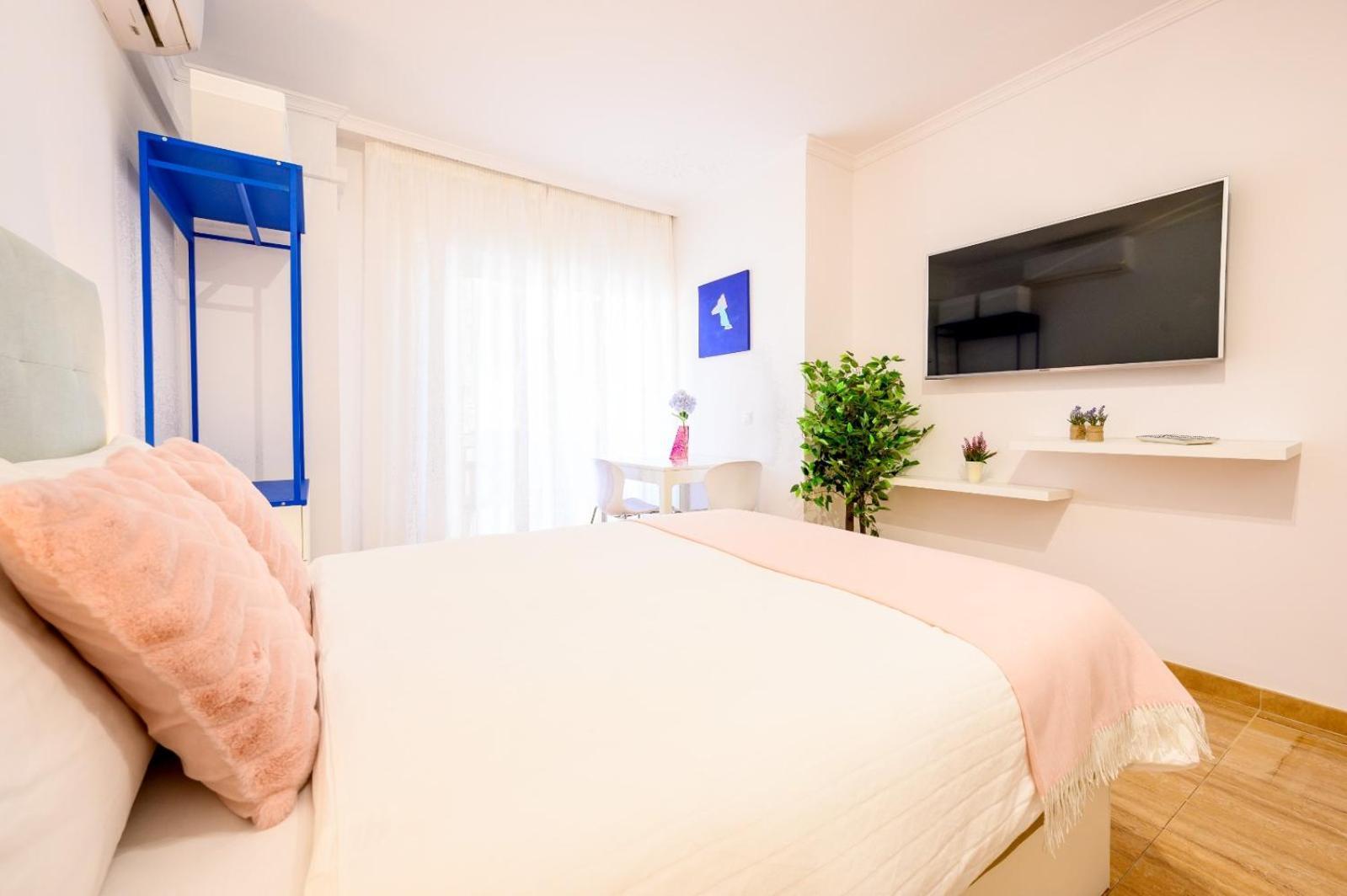 El Yate In Front Of The Sea By 10Tosea Apartment Fuengirola Exterior photo